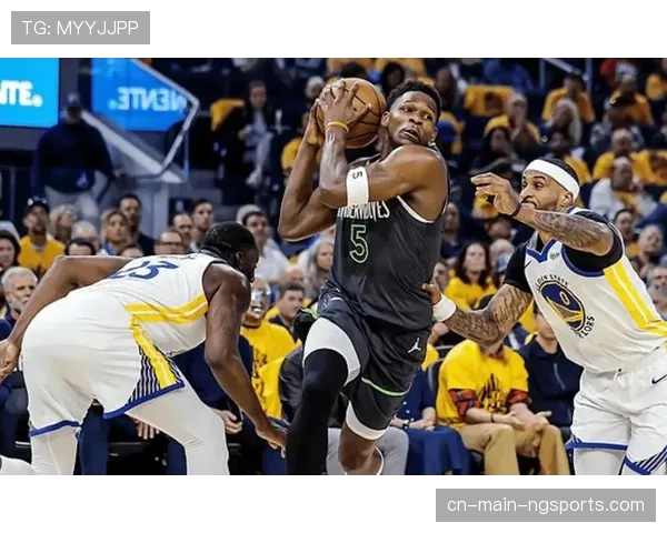 森林狼末节三分狂飙8中6单节砍42分引爆得分高潮逆袭取胜